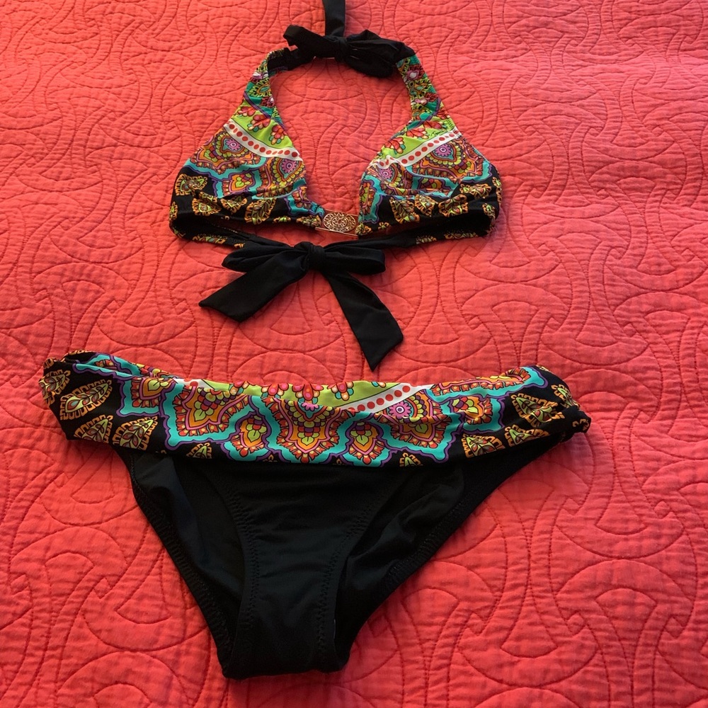 NWOT Trina Turk Bathing suit. Sz Sm